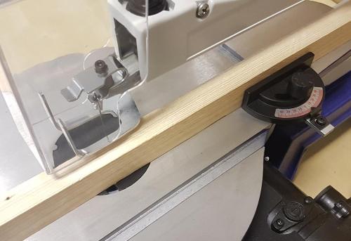 Charnwood Scroll Saw With Foot Pedal Switch SS16F